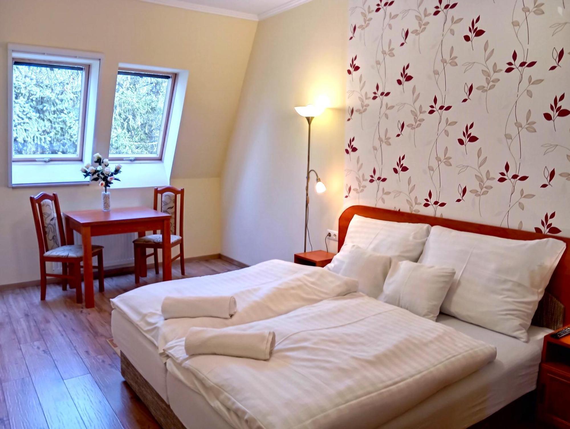 Patak-Party Apartmanok Богач Экстерьер фото